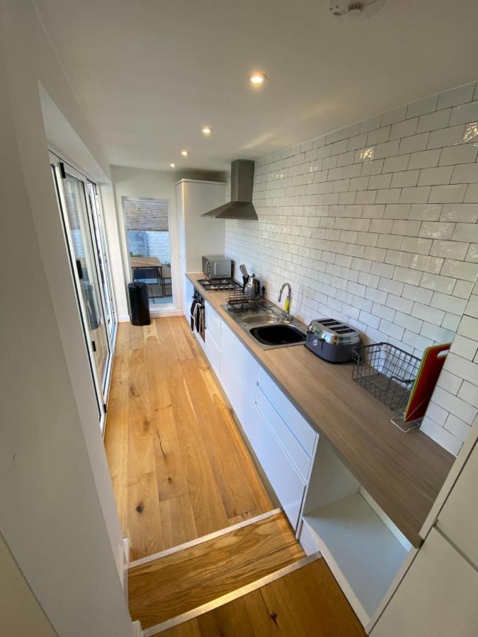 Stylish 2 Bedroom Cottage, Close To Town Centre Worthing Ngoại thất bức ảnh